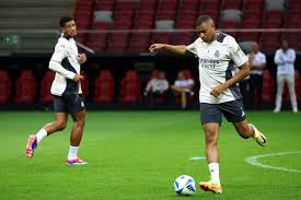 触都有可能 触都有可能